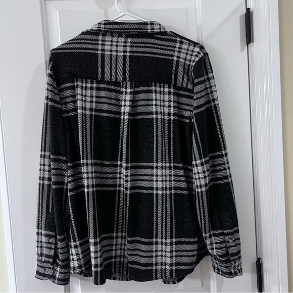 Faherty Legend Sweater Shirt in grey Charcoal Buffalo Check large buttons - Picture 5 of 7